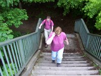 DCP 0031  eine Treppe kurz vor dem Ziel